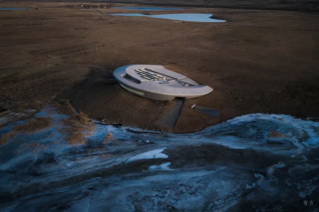 Moğol Bozkırında Ufo Formlu Galeri