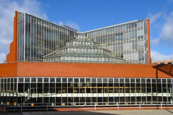 Pritzker Ödülleri Ve James Stirling