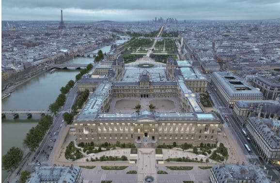 Louvre Müzesi Yenileme Projesi