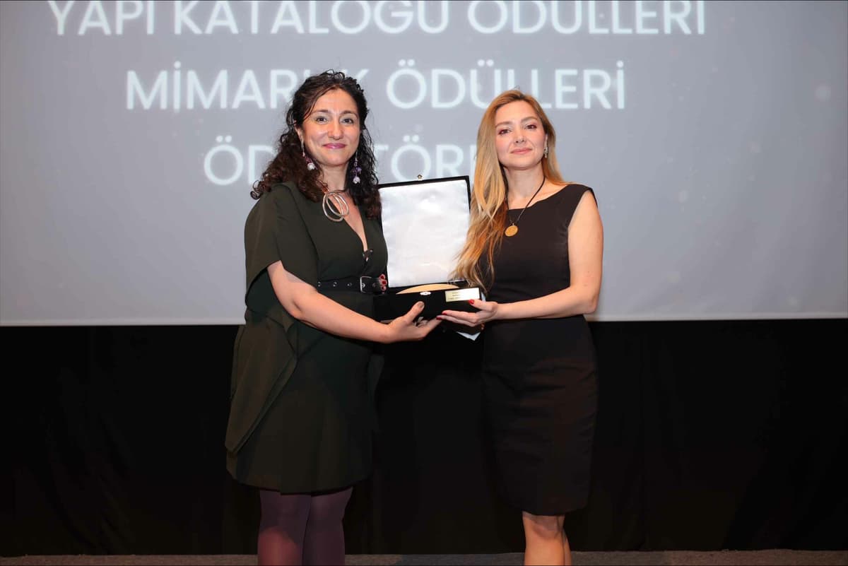 Sürdürülebilir Yapı İletişimi Ve Ödüller
